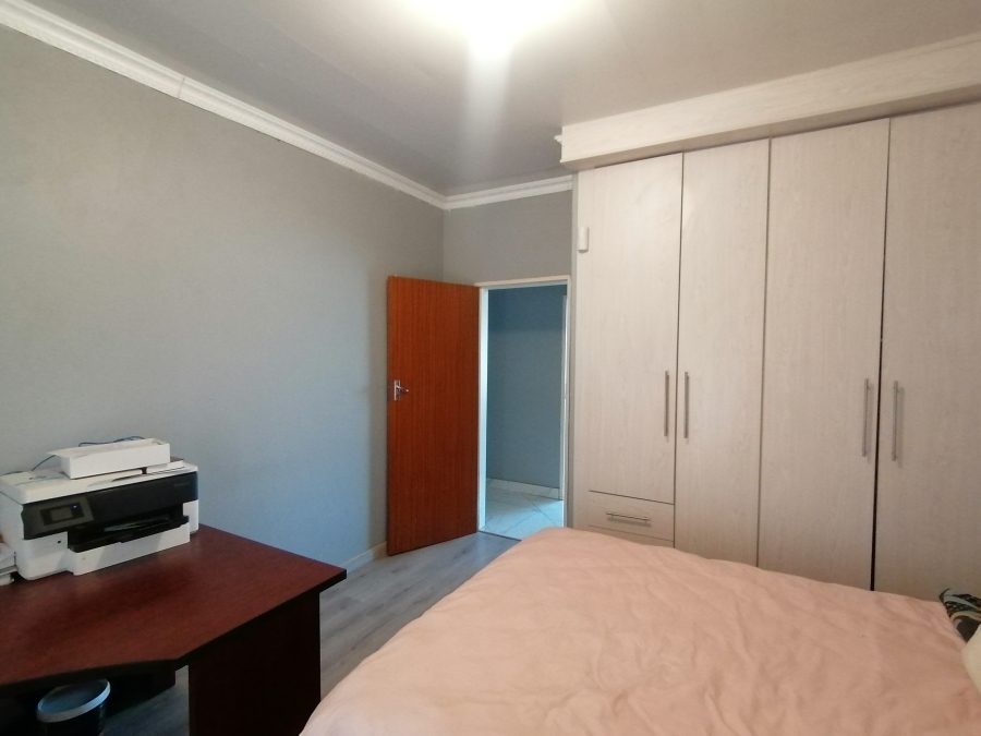 4 Bedroom Property for Sale in Klerksdorp Rural North West